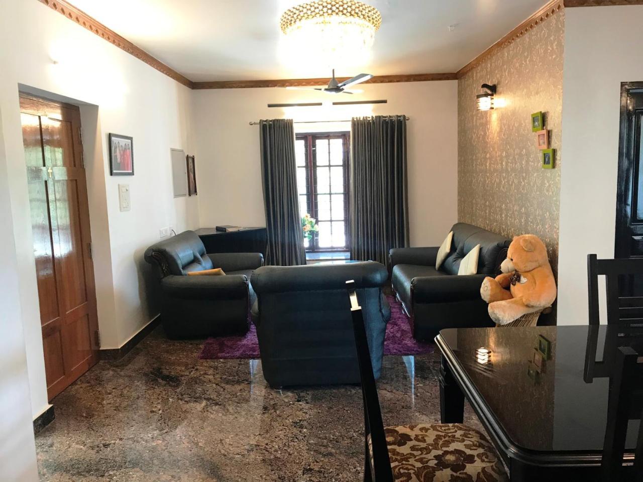 Beersheba Three Bed Room A/C Apartments Thiruvananthapuram Kültér fotó